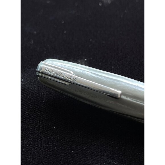 Vintage 1940's Watermans Ideal Fountain Pen 14K Nib Striated Light Green Canada - Picture 5 of 5